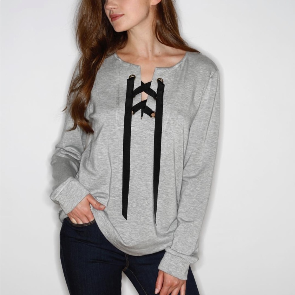Drew Women’s Cozy Tie Front Top in Grey Size XS